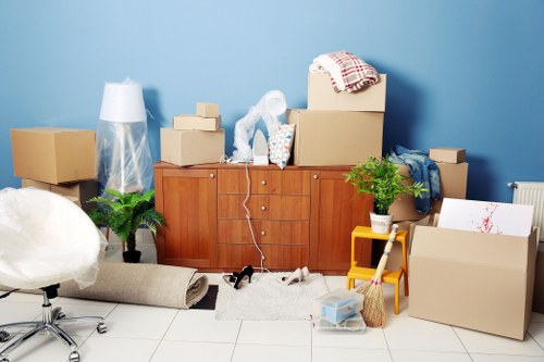 Self storage units in Oakleighpark for home and business needs