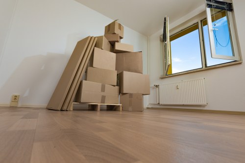 Local Oakleighpark removals team arranging secure storage solutions