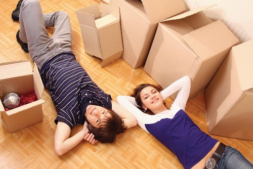 Temporary storage options in Oakleighpark for household and business items