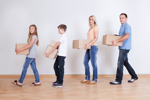 Reviewing a storage complaint with supporting details